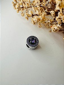 Berloque separador redondo cravejado roxo