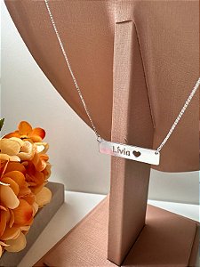 Colar personalizado placa vazada escrita na horizontal