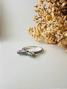 Anel inspiração Pandora laço cravejado