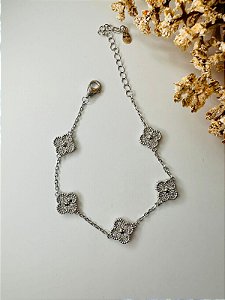 Pulseira inspiração 5 trevos cravejado