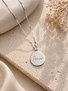 Colar plaquinha redonda Amor