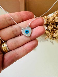 Colar coração olho grego