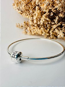 Bracelete inspiração Pandora rígido fino tambor liso