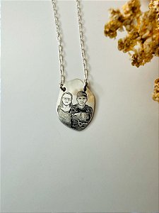 Colar personalizado abstrato ponta dupla