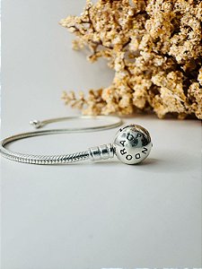 Pulseira berloque inspiração Pandora fecho redondo