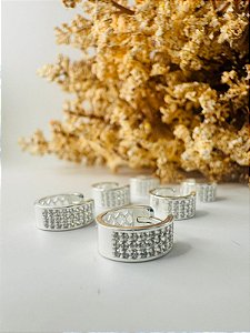 Brinco trio argola fio reto cravejado