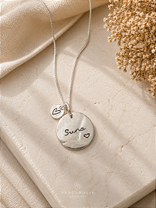 Colar personalizado patuá medalha com nome e coração