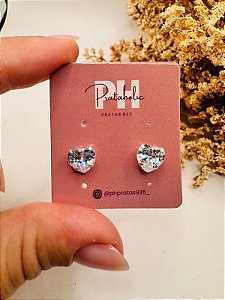 Brinco ponto de luz coração 8mm