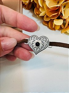 Chocker camurça coração country