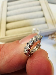 Brinco argola Moissanite