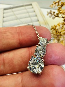 Colar Moissanite 3 pedras