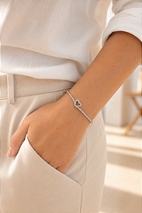 Bracelete inspiração Pandora coração trançado cravejado