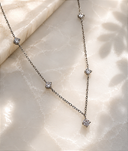 Colar Moissanite 5 pedras