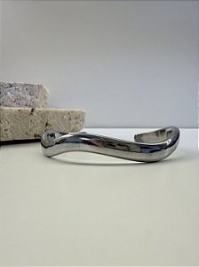 Bracelete orgânico no aço premium
