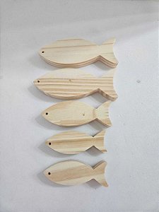 PENCA 5 PEIXES PINUS 15x5cm