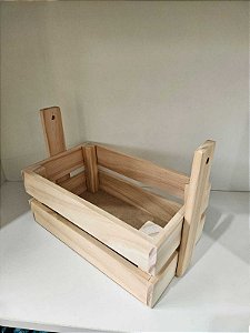 Floreira de pinus e MDF- 20x26x16cm
