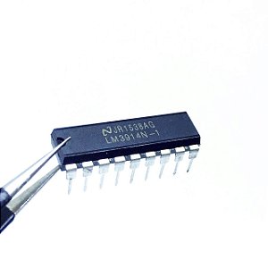 Driver de Barra LED LM3914N-1 10 Saídas Analógicas DIP-18 National Semiconductor