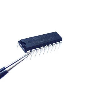 ULN2803APG CI Driver de Relé 8 Canais Darlington DIP-18 Toshiba
