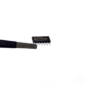 Circuito Integrado TL74HC11D HC Logic AND Gate SOIC-14