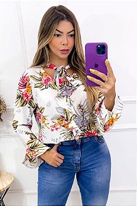 Blusa Crepe Manga Longa com Babado Frontal