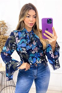 Blusa Crepe Manga Longa com Detalhe de Amarração