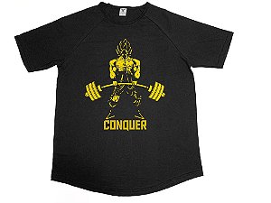 Camiseta Raglan preta Conquer