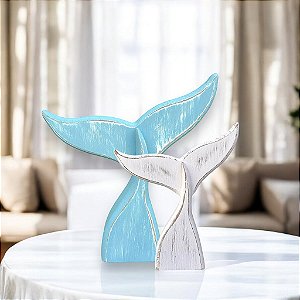 Enfeite Cauda de Baleia Azul Pastel 25 cm Decoração Náutica de Mesa