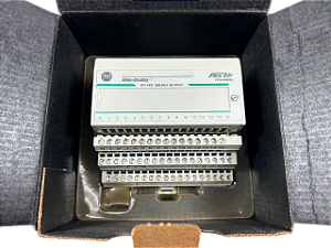 Módulo 16 saídas 24VDC Source 1794-OB16 Flex I/O Allen Bradley com base
