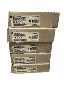 Módulo TSX Micro 16 entradas 24Vcc e 12 saídas 24Vcc TSXDMZ28DT Schneider Electric