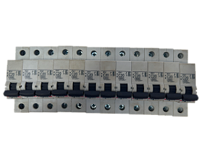 Conj. 12 pçs - Disjuntor monopolar 20A curva C 4,5kA RX3 402245 Legrand