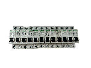 12 pçs Disjuntor monopolar 25A 3kA B 240V K32A1B25 Schneider