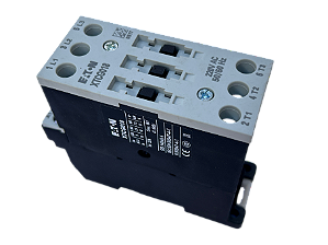 Contator tripolar 18A 220V XTCG018C00AO Eaton