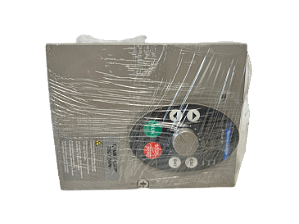 Inversor de frequência trifásico 6,9A 1,5CV/1,1KW 200-240VCA ATV31HU11M3XA Schneider Usado