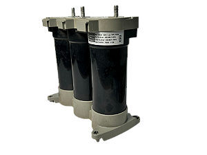 Capacitor trifásico 10,4KVAR 440/480V 60Hz Varplus2 51329 Schneider Electric