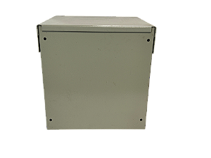 Capacitor trifásico 2,5KVAR/220V OPEN BOX Inepar usado