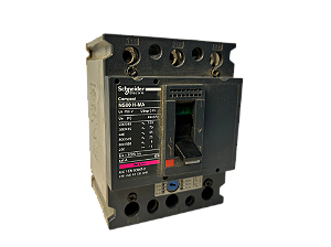 Disjuntor Tripolar 80A Ns80H-Ma50 28101 Schneider usado