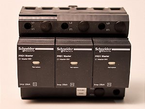 Protetor de surto PRD1 Master tripolar 25kA 16362 Schneider Electric