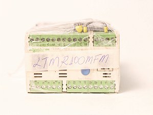 Relé inteligente Tesys T Modbus 5-100A 100-240VCA LTMR100MFM Schneider Electric