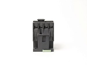 Contator tripolar 32A 24VCA 1NA LC1E3210B7 Schneider Electric