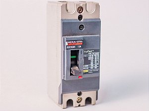 Disjuntor bipolar 15A EZC100H2015 Schneider Electric Usado sem parafusos