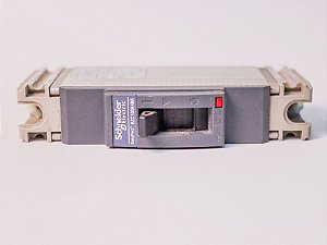 Disjuntor monopolar 40A EZC100H1040 Schneider Electric Usado