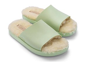 Melissa Fluffy Slide Ad