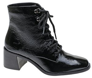 Bota Cadarço Verniz Preto Tabita