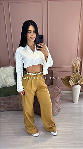 Pantalona botão no meio
