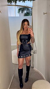 Conj. Couro PU Cropped Corset/Saia Assimétrica Ilhós 5 Estrelas !