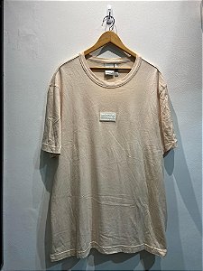 CAMISETA ADIDAS SILICON BADGE CREME