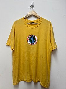 CAMISETA STUSSY GLOBE YELLOW