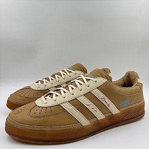 BAD BUNNY X ADIDAS GAZELLE INDOOR MESSI CARDBOARD CREAM WHITE