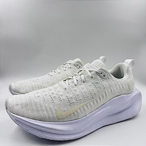 NIKE REACTX INFINITY RUN 4 EXTRA WIDE TRIPLE WHITE
