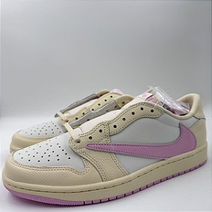 TRAVIS SCOTT X AIR JORDAN 1 LOW SAIL SHY PINK MUSLIN